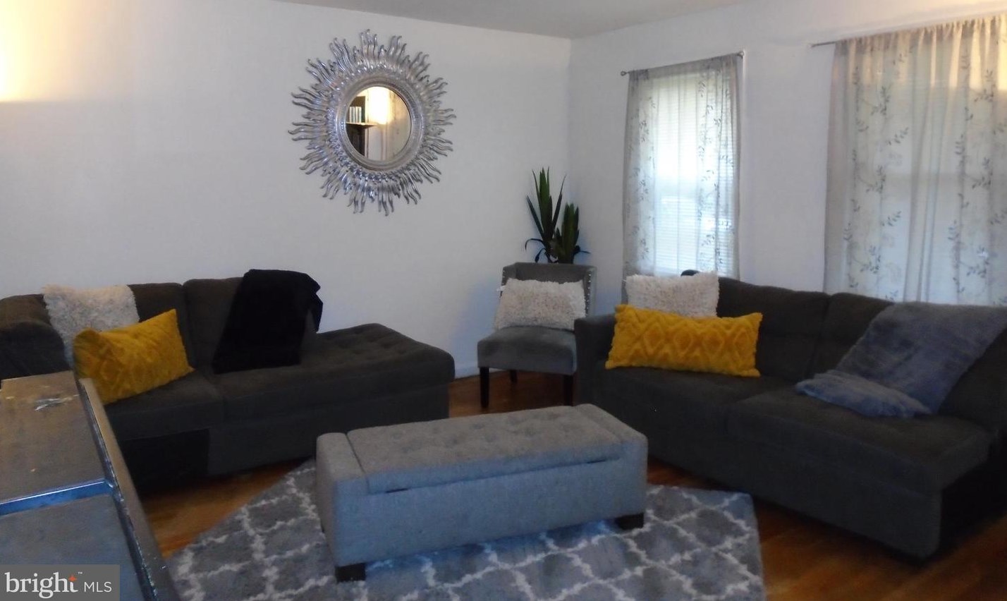1257 Cedarcroft Rd, Baltimore, MD 21239-2727
