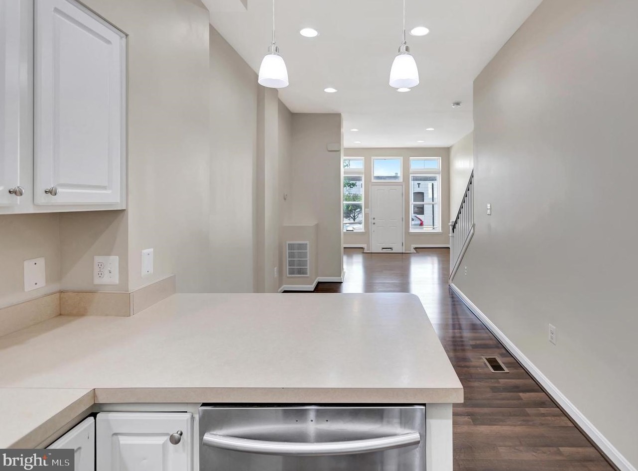 1527 Bush St, Baltimore MD  21230-1927 exterior