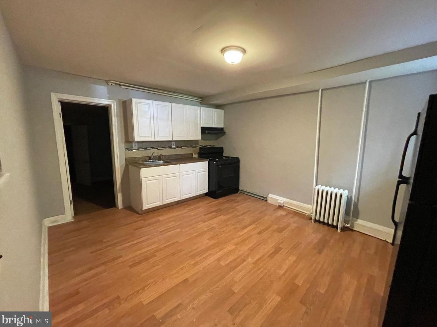 2043 Braddish Ave, Baltimore MD  21216-3125 exterior