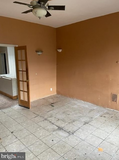 744 Reservoir St, Baltimore MD  21217-4632 exterior