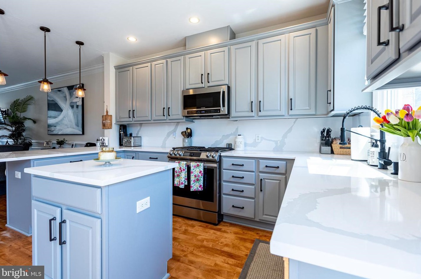 1266 Harbor Island Walk, Baltimore, MD 21230