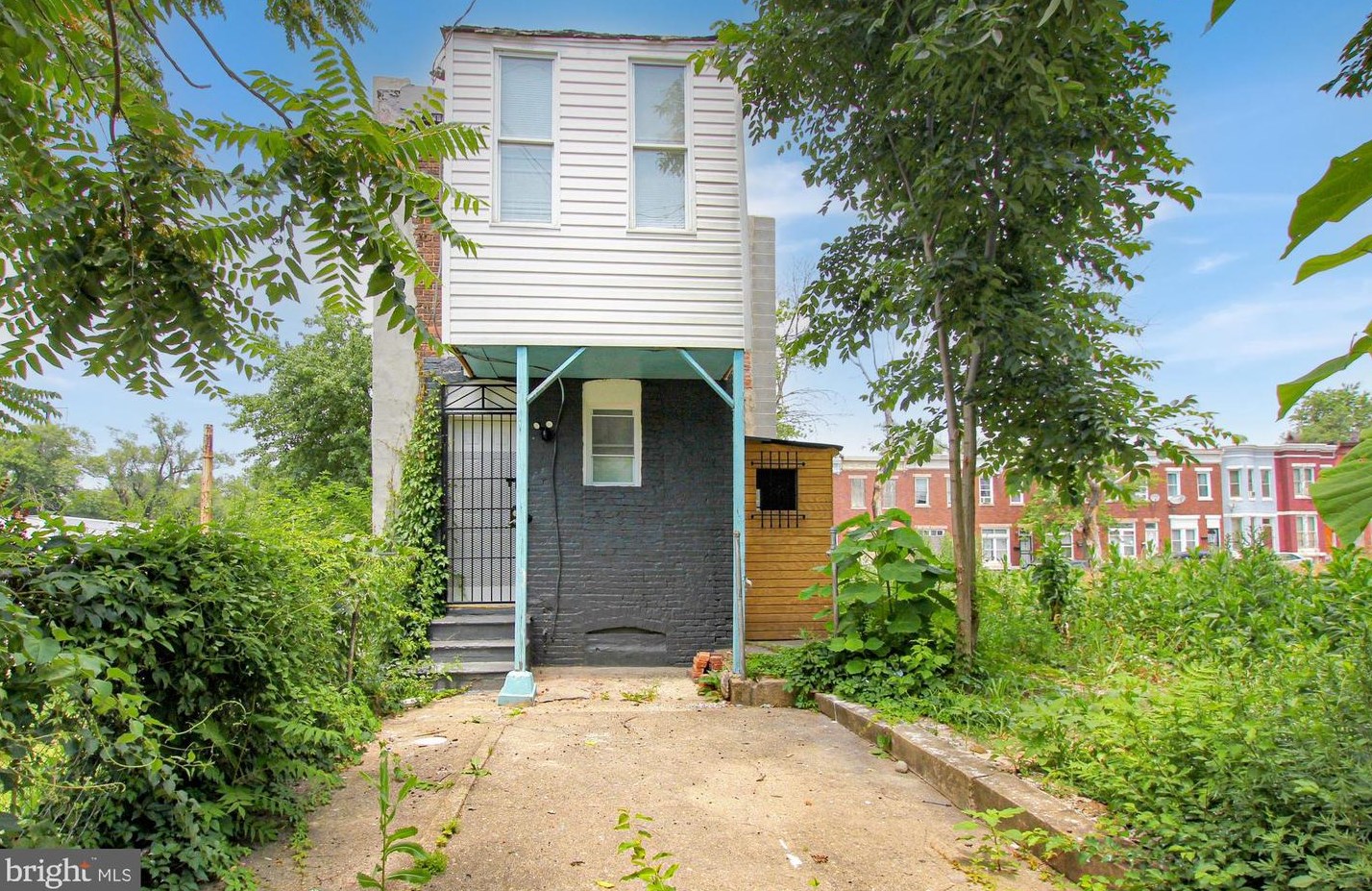 2041 Harlem Ave, Baltimore MD  21217-1013 exterior