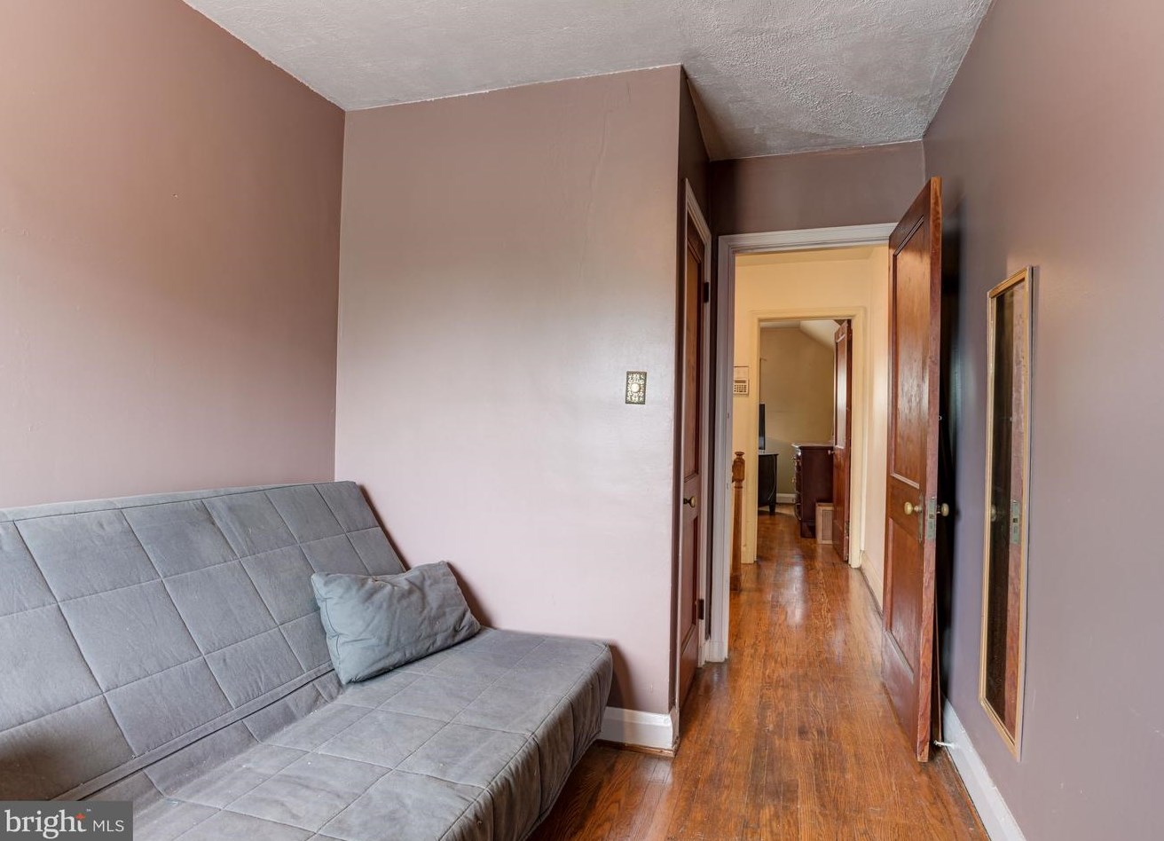 917 Argonne Dr, Baltimore MD 21218-1306 exterior