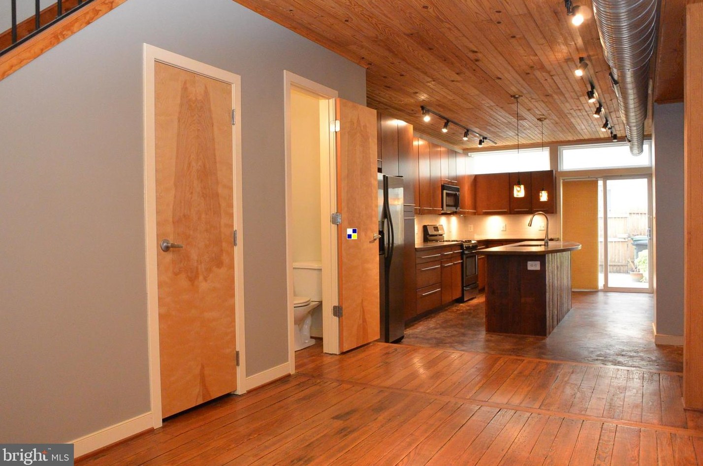 219 Heath St, Baltimore MD  21230-4909 exterior