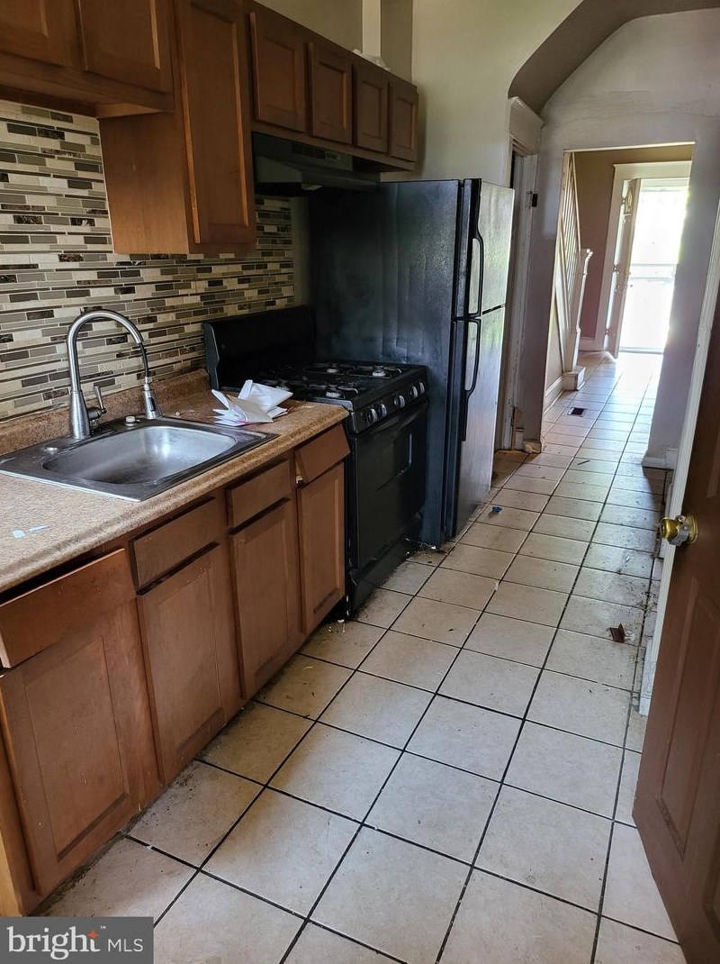 2445 Shirley Ave, Baltimore MD  21215-7019 exterior