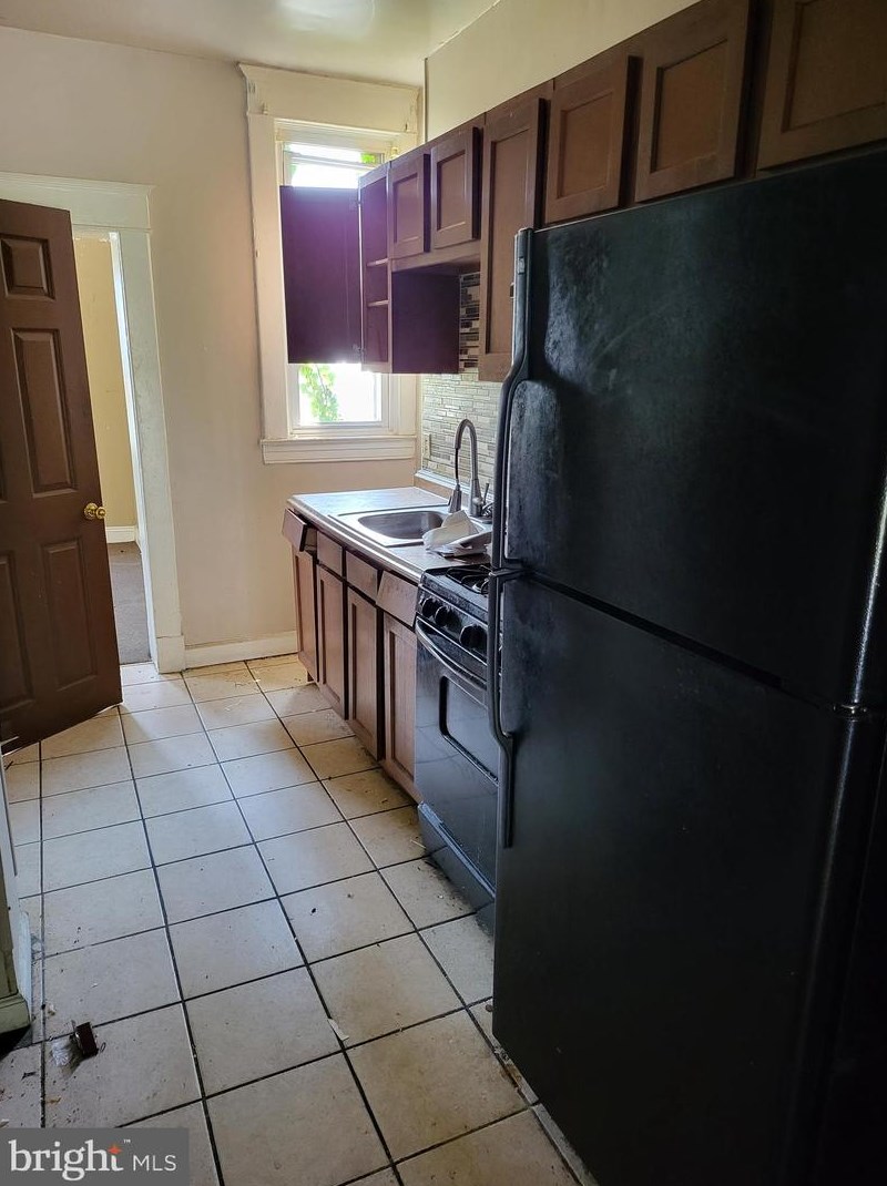 2445 Shirley Ave, Baltimore MD  21215-7015 exterior