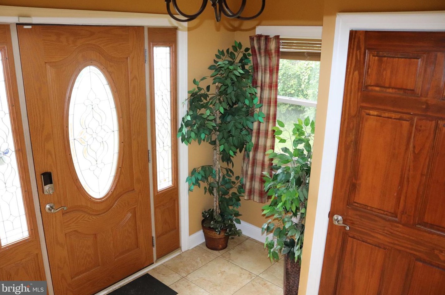 4712 Schley Ave, Baltimore, MD 21206-5524