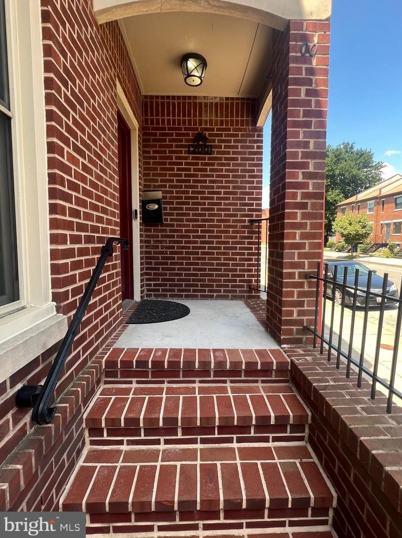 200 Roundhouse Ct, Baltimore MD  21230-2100 exterior