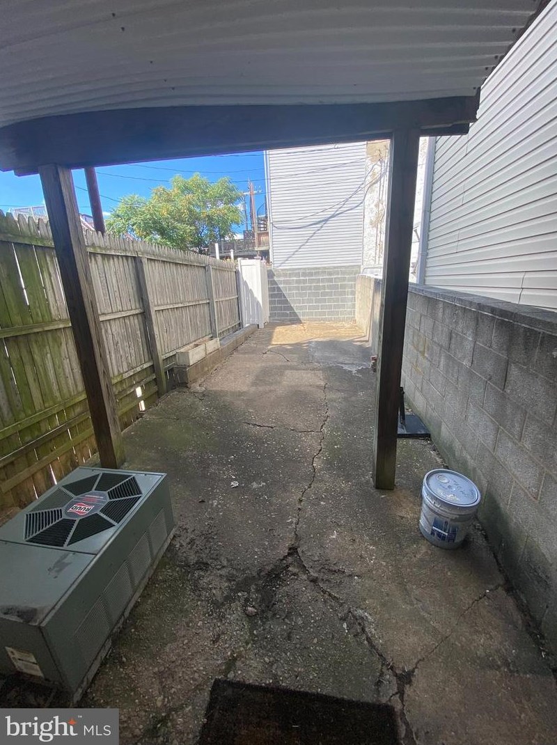 2940 Hudson St, Baltimore, MD 21224-4838