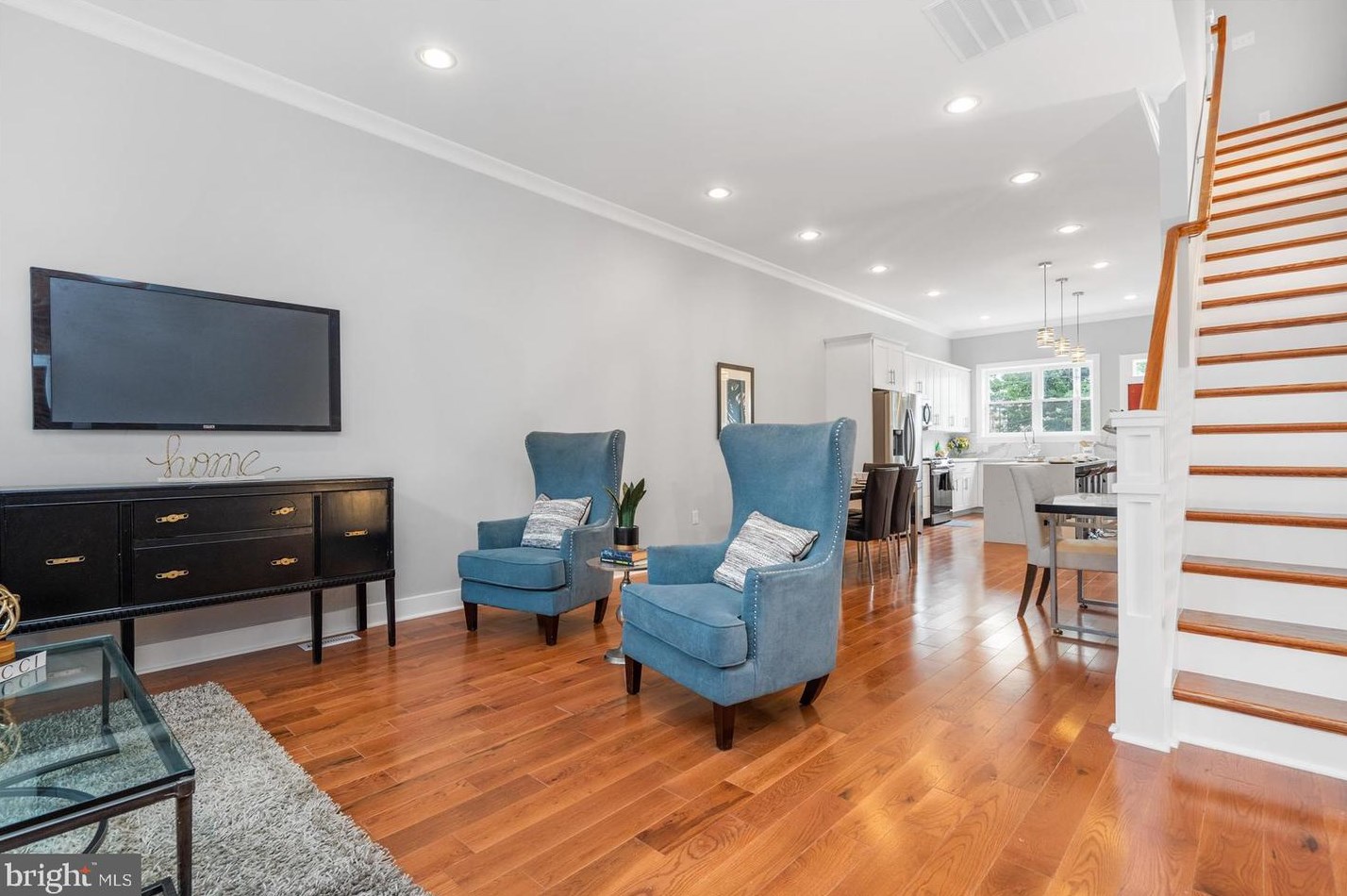 319 Lafayette Ave, Baltimore MD 21217-3627 exterior