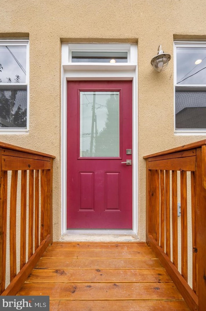 319 Lafayette Ave, Baltimore MD 21217-3627 exterior