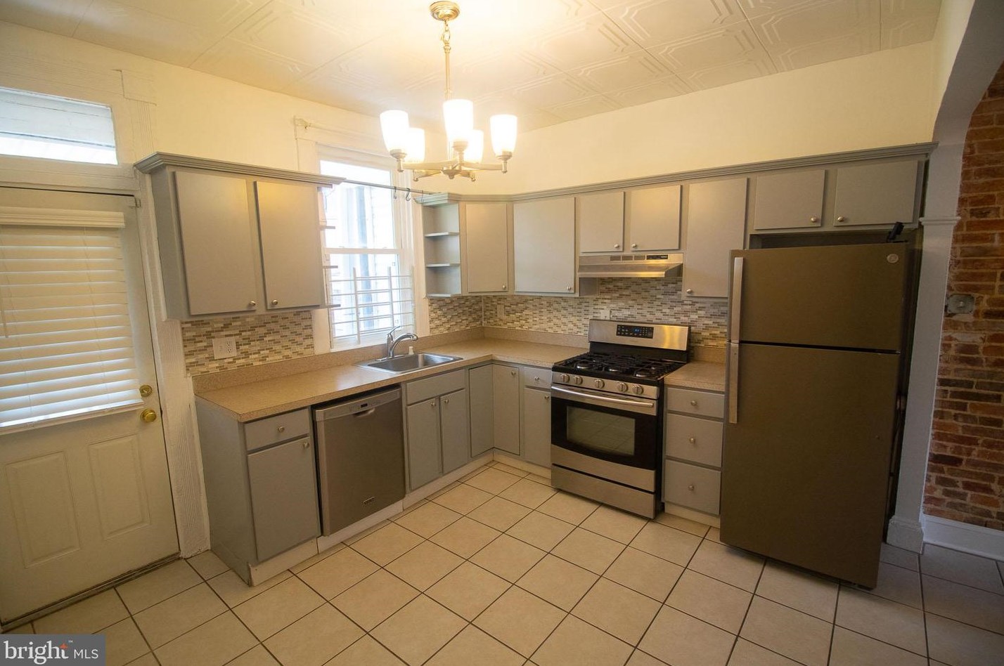 11 Stricker St, Baltimore MD  21223-1777 exterior
