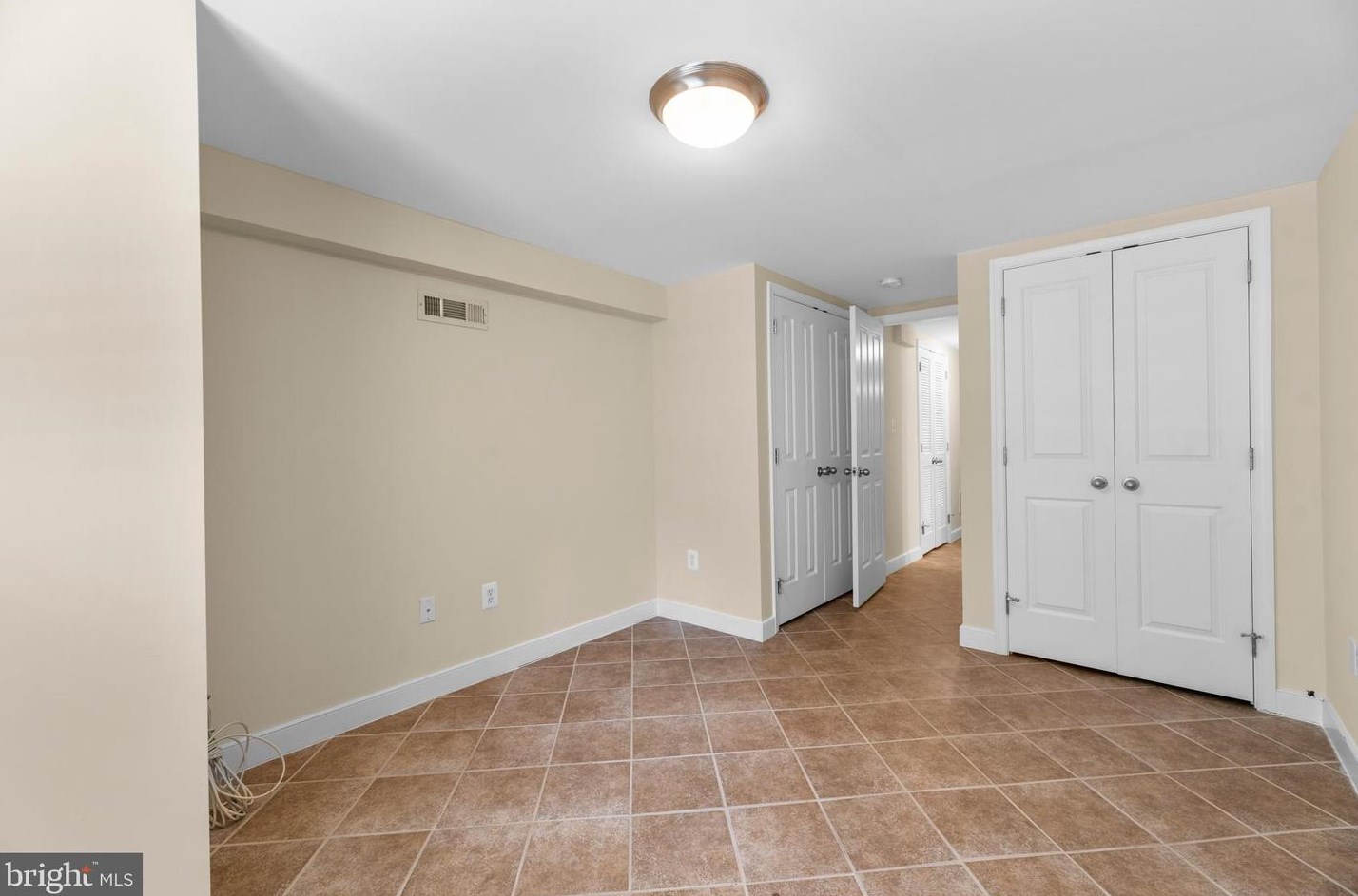 717 Portland St, Baltimore MD  21230-2213 exterior