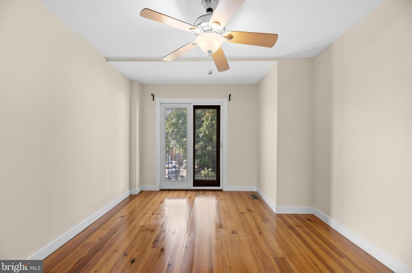 717 Portland St, Baltimore MD  21230-2213 exterior