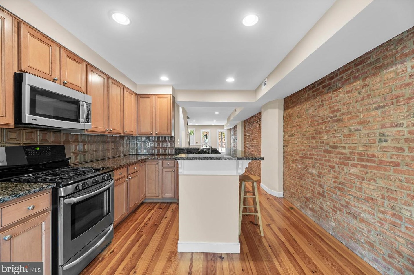 717 Portland St, Baltimore MD  21230-2213 exterior