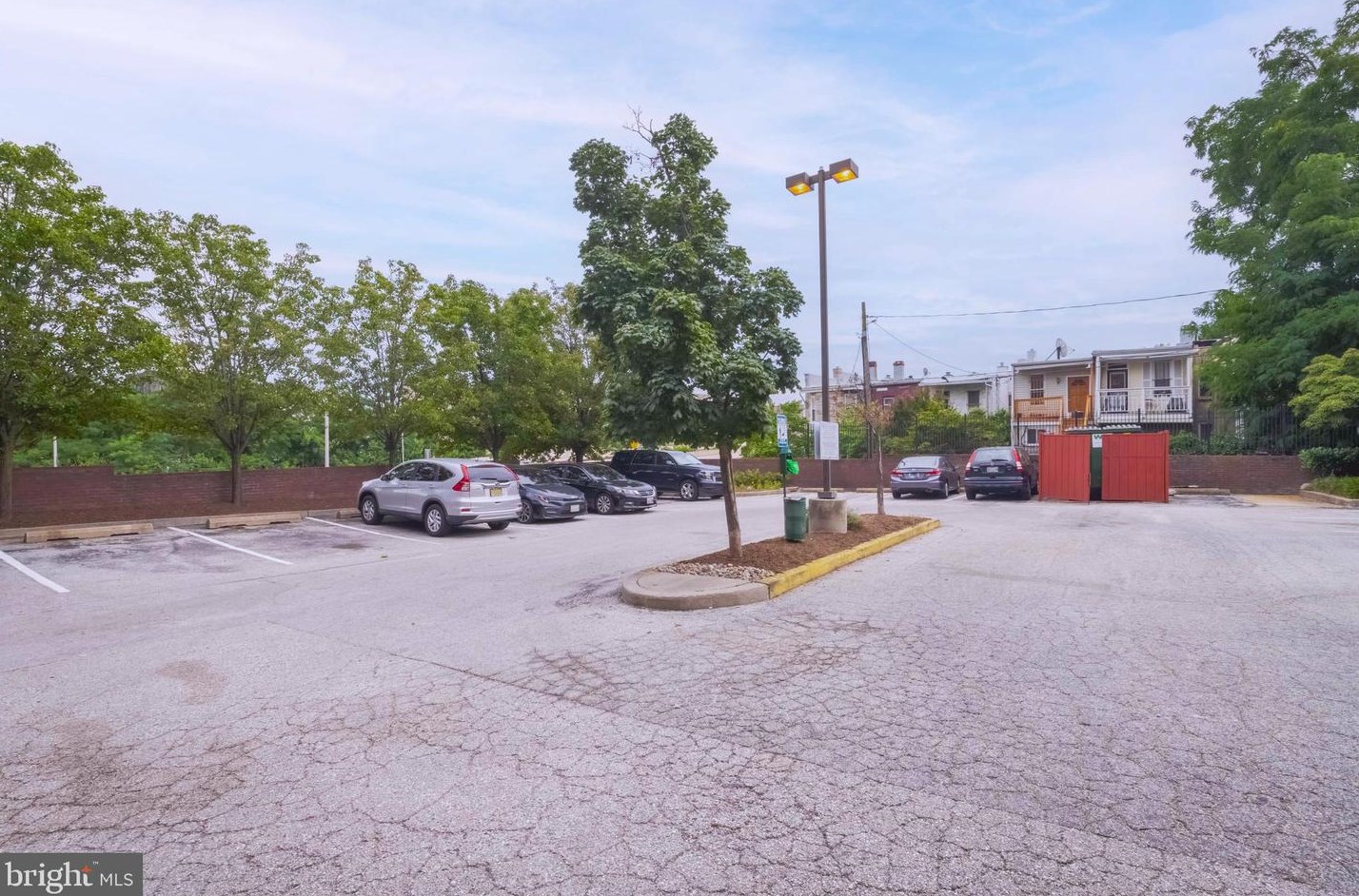 1011 Hunter St, Baltimore MD  21202-3846 exterior