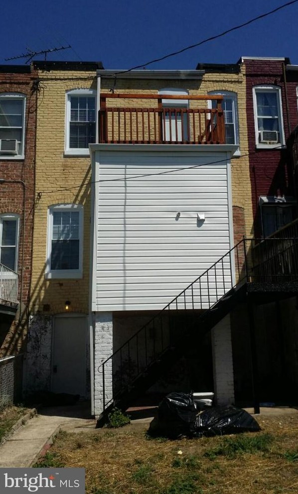 814 Primson Ave, Baltimore, MD 21229