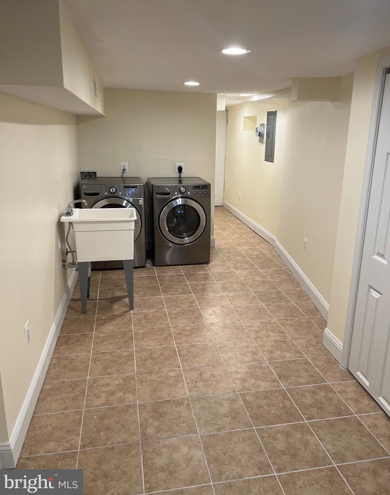 2658 Edmondson Ave, Baltimore MD  21223-1005 exterior