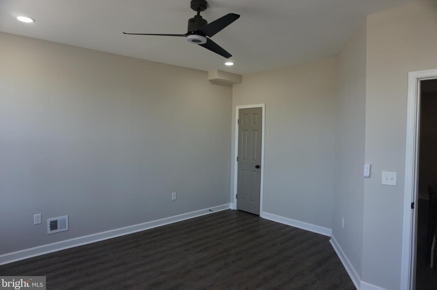 1340 Fremont Ave, Baltimore MD 21217-2553 exterior