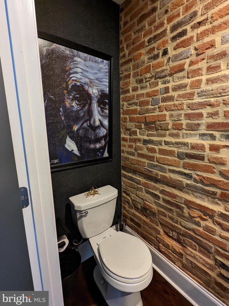 309 Cross St, Baltimore MD  21230-4115 exterior
