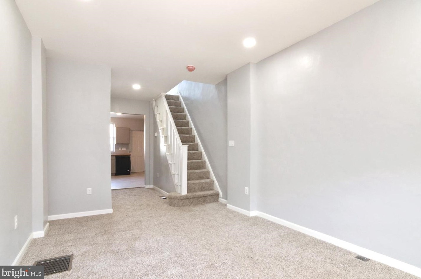 410 N Robinson St, Baltimore, MD 21224