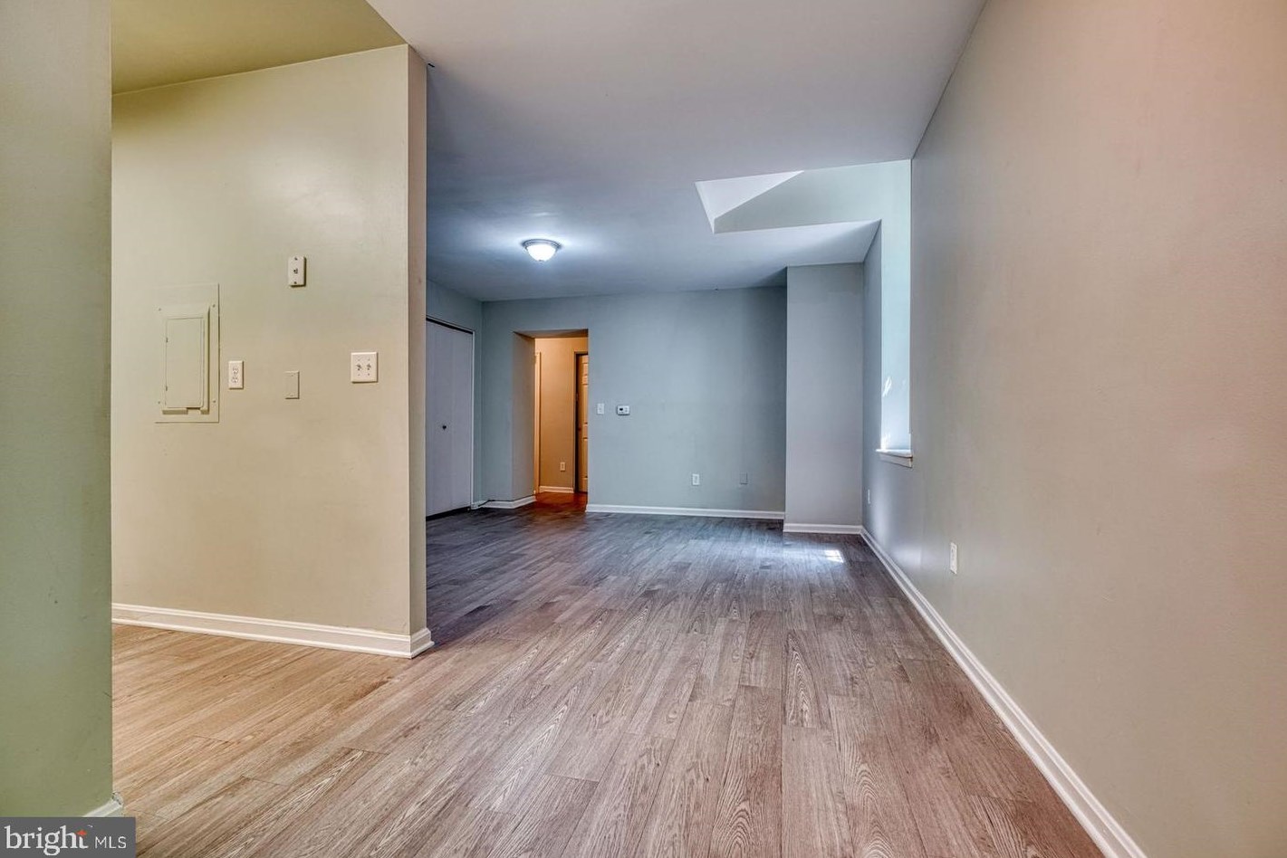 2028 Mount Royal Ter, Baltimore, MD 21217-4806