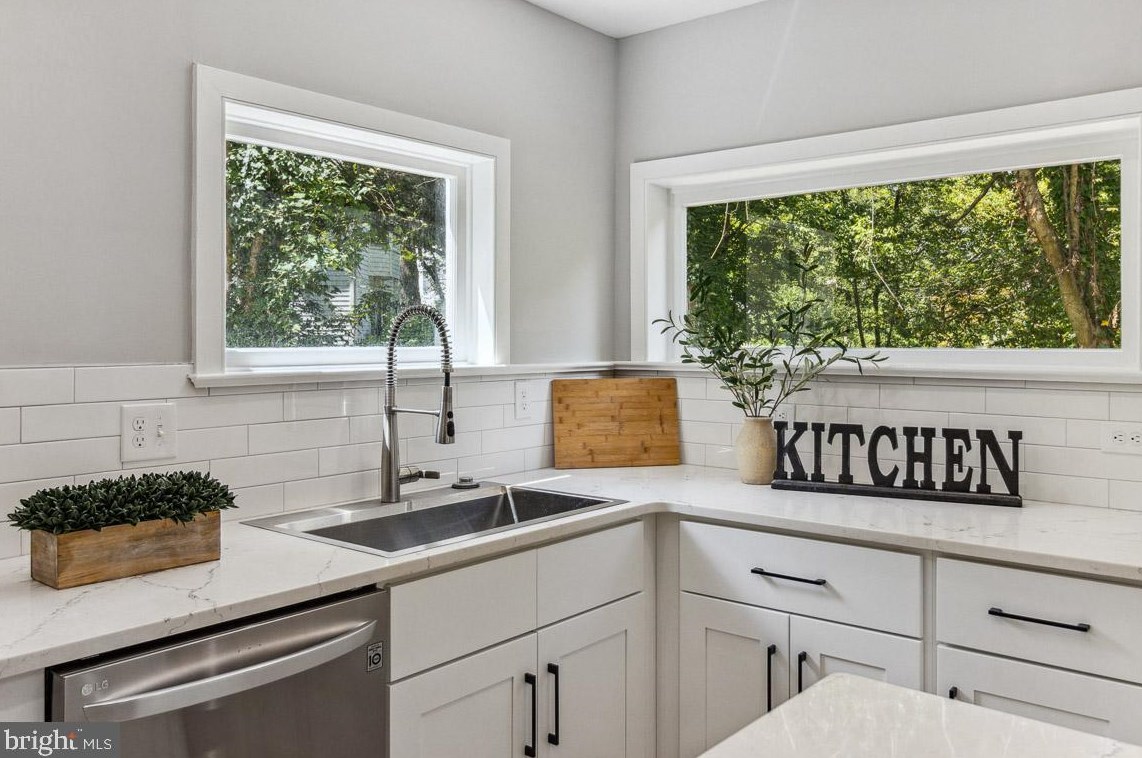 5016 Wetheredsville Rd, Baltimore MD  21207-6644 exterior