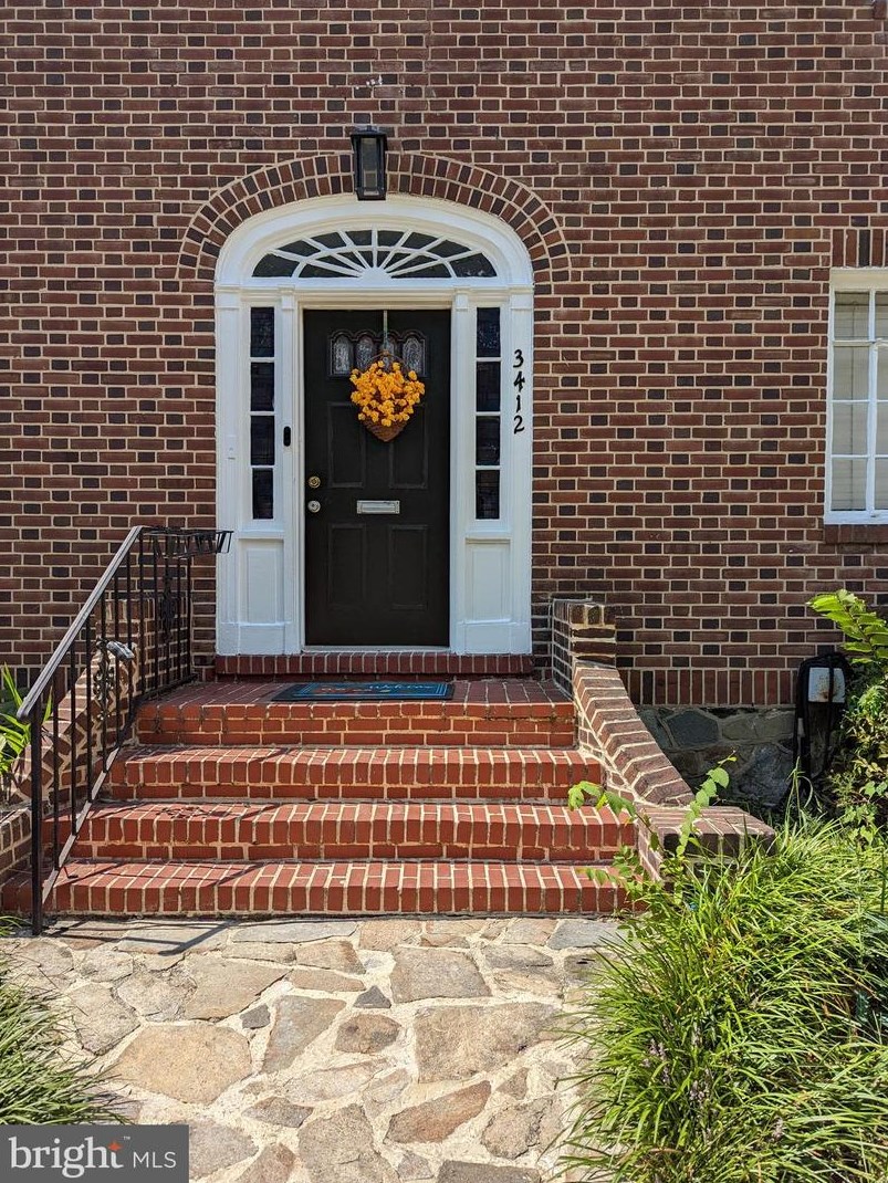 3412 Rosedale Rd, Baltimore, MD 21215-7446