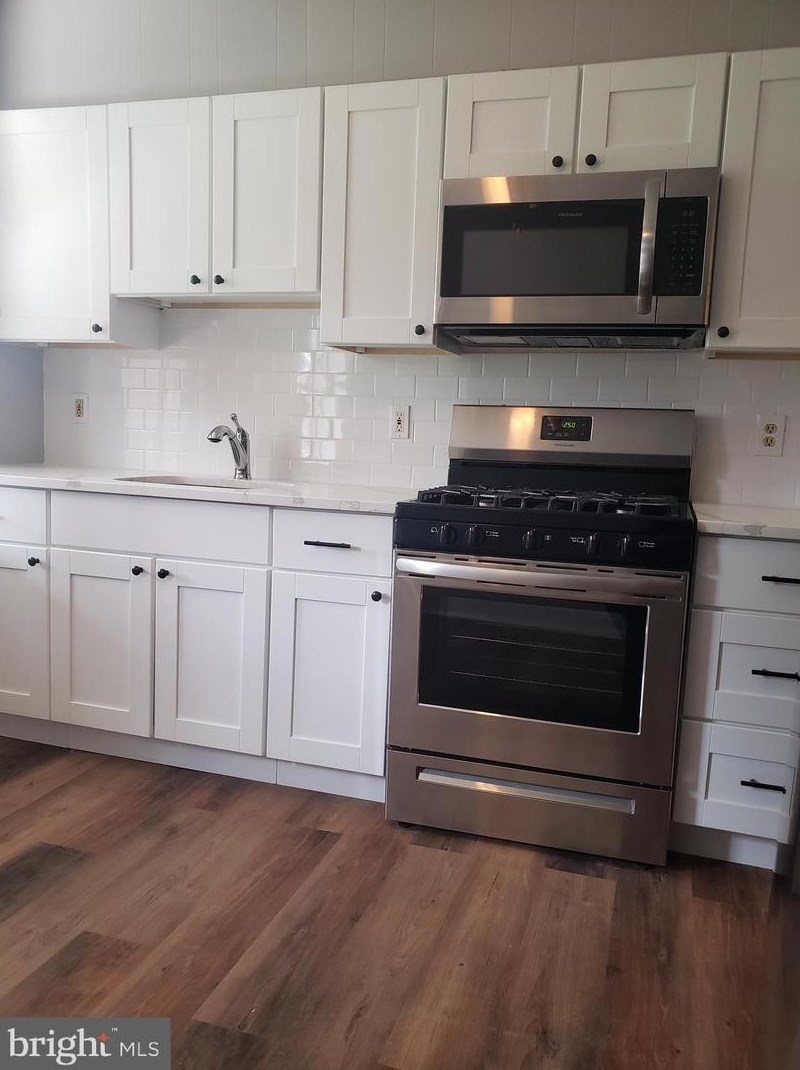 2218 Cecil Ave, Baltimore MD  21218-6304 exterior