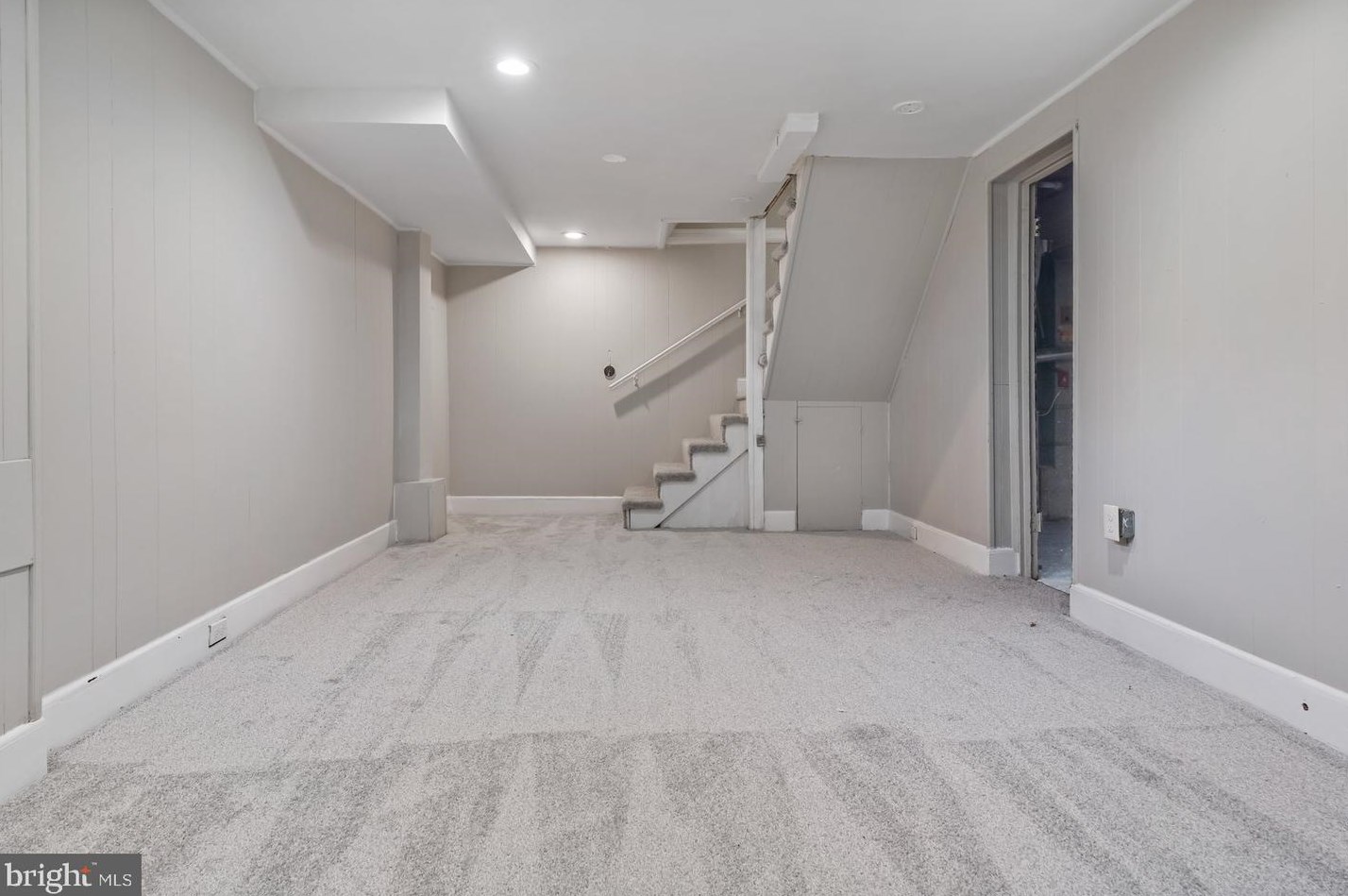 3806 Derby Mnr Dr, Baltimore MD  21215-7631 exterior