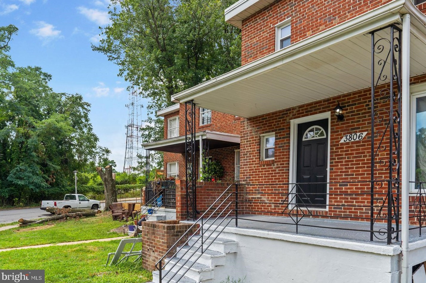 3806 Derby Manor Dr, Baltimore, MD 21215-7631