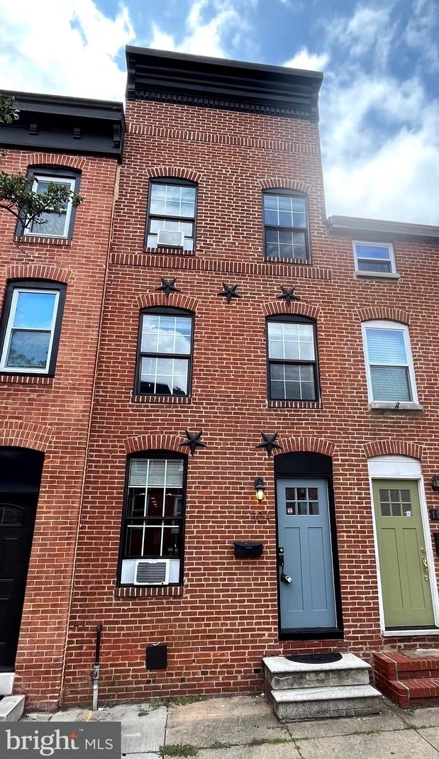 1104 Battery Ave, Baltimore, MD 21230-4112