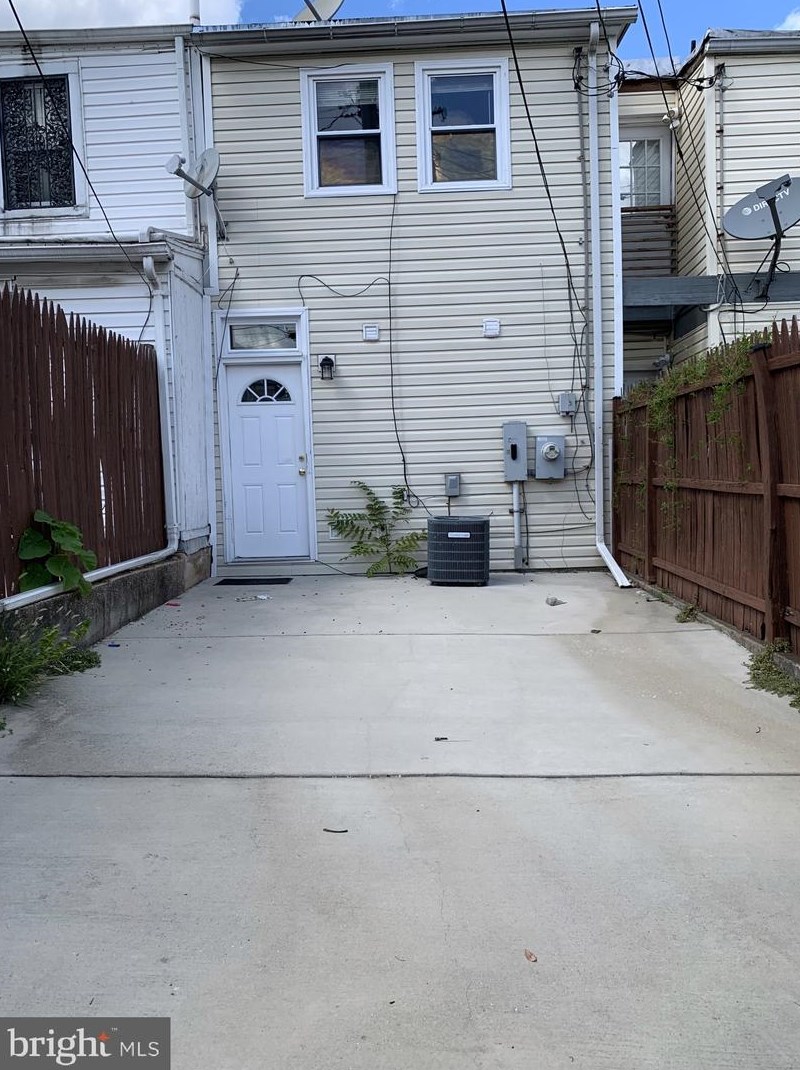 2331 Fayette St, Baltimore MD 21223-1931 exterior