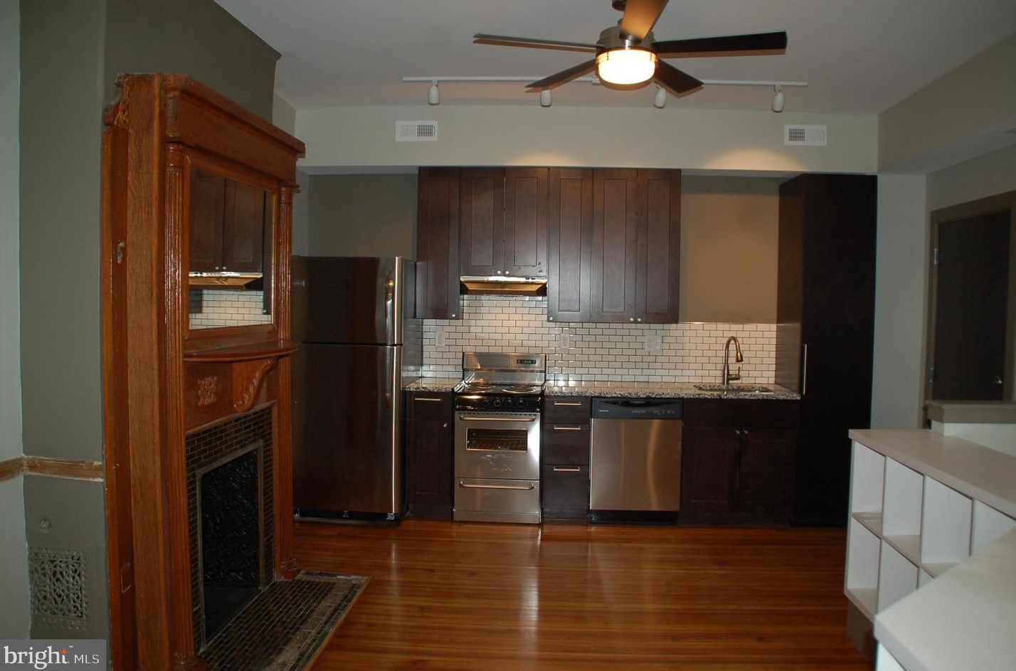 842 Park Ave #3, Baltimore, MD 21201
