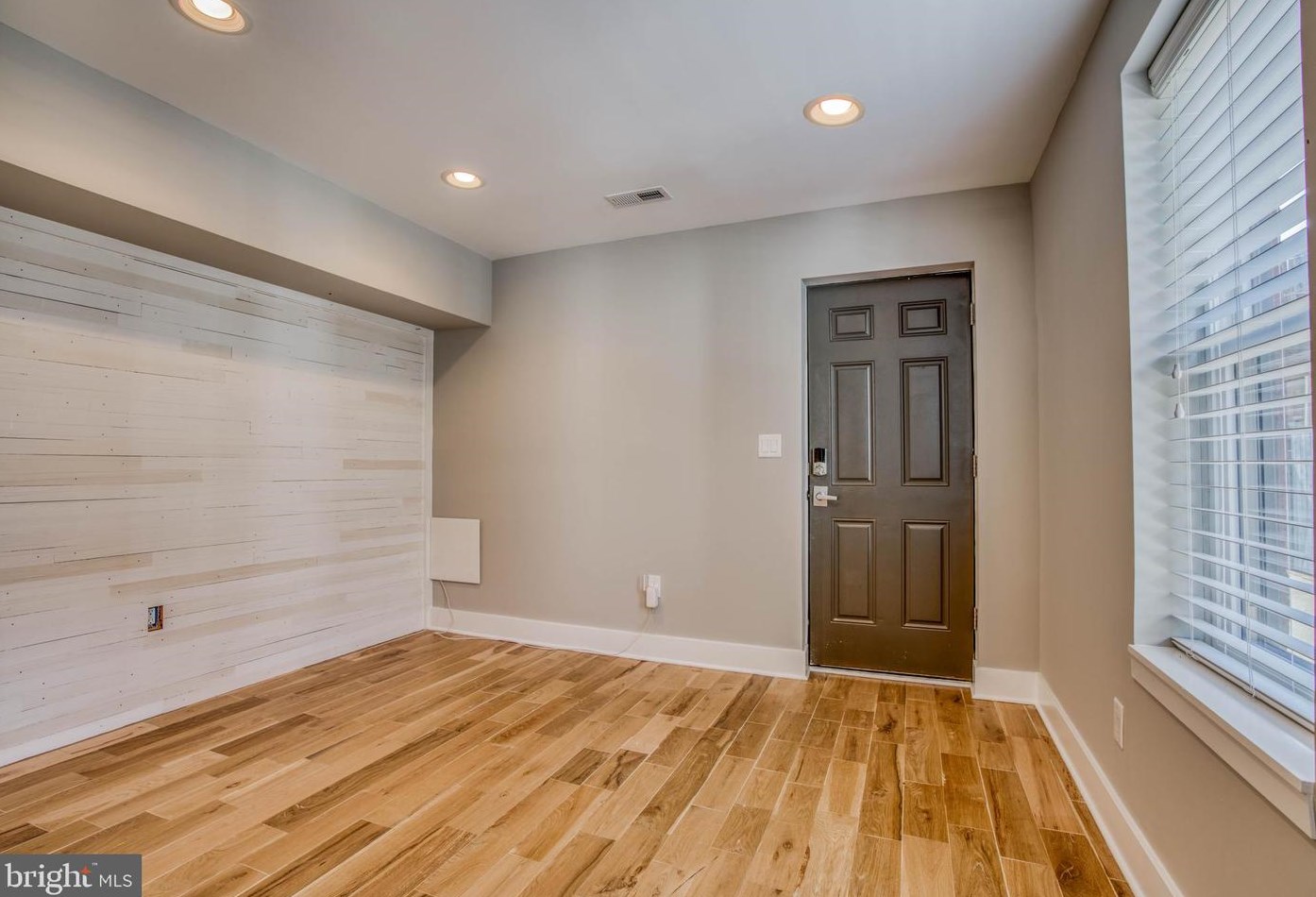 900 Fagley St, Baltimore MD 21224-5226 exterior