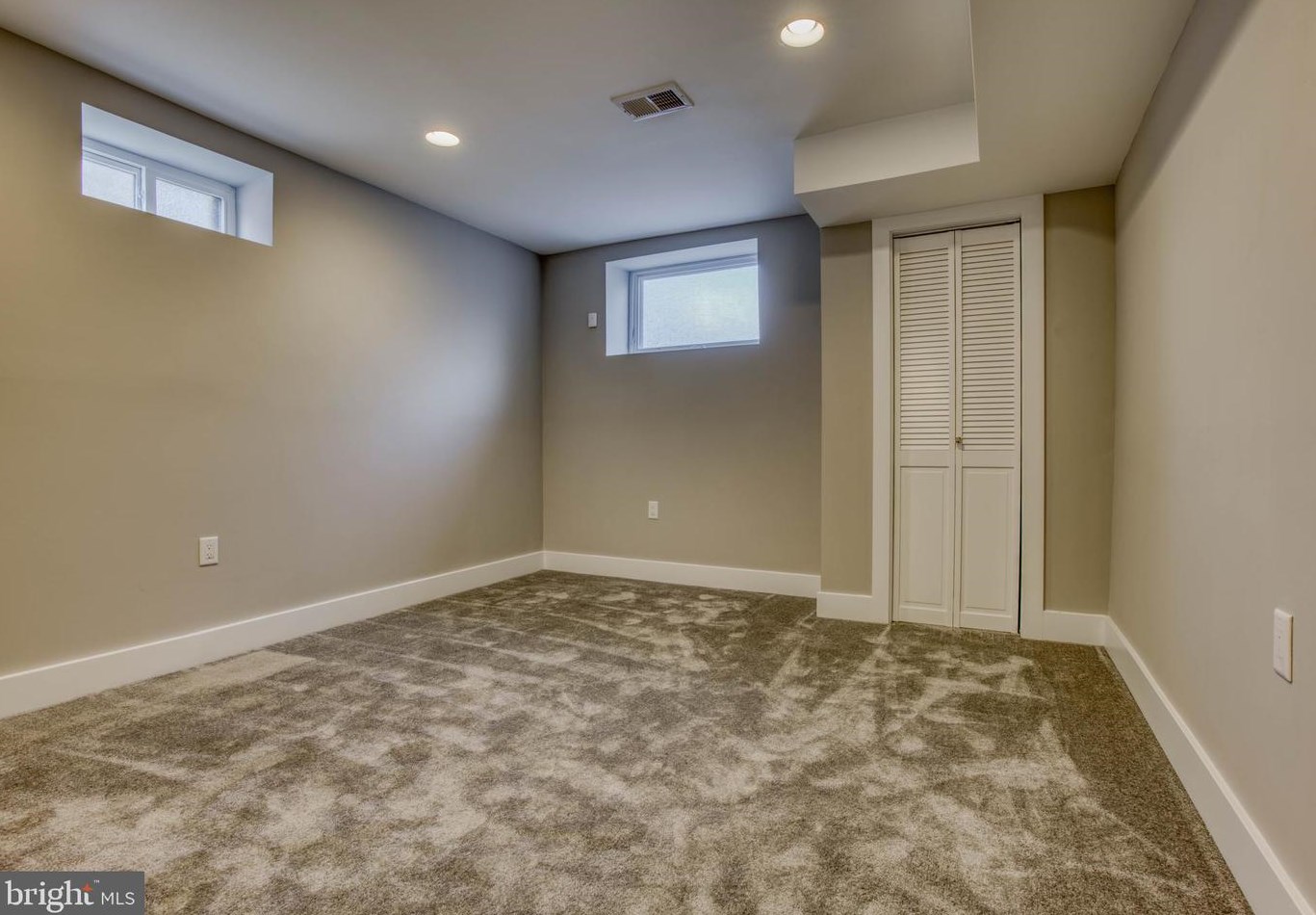 900 Fagley St, Baltimore MD 21224-5226 exterior