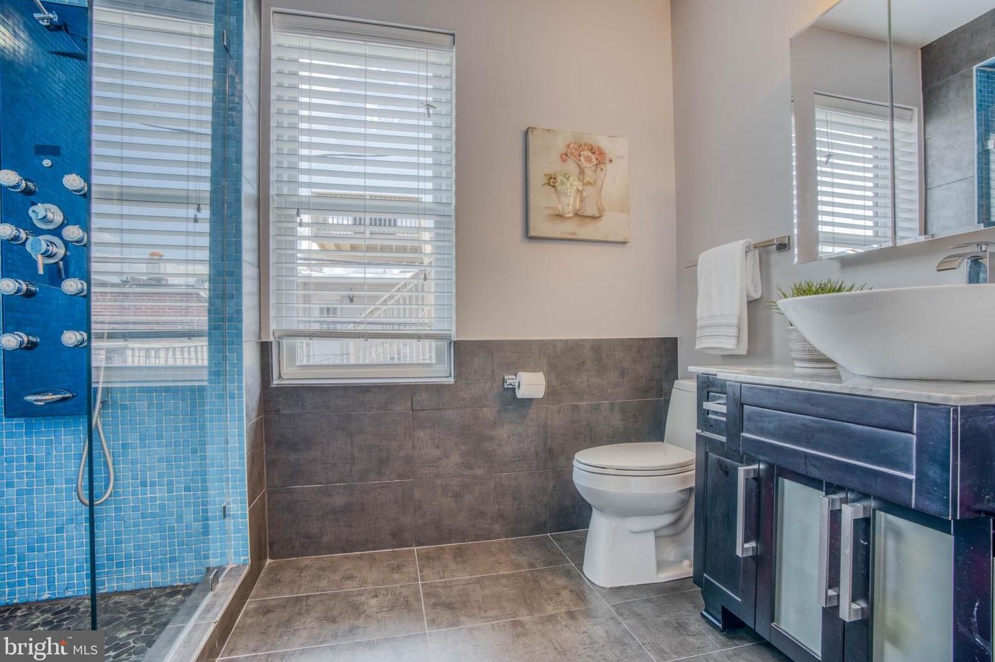 900 Fagley St, Baltimore MD 21224-5226 exterior