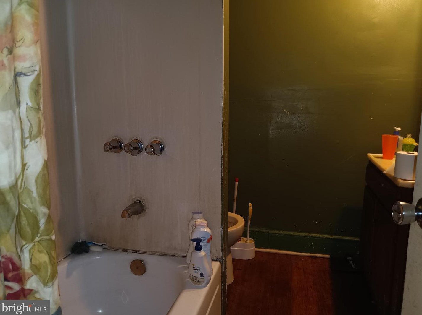 2118 Aiken St, Baltimore MD  21218-6207 exterior