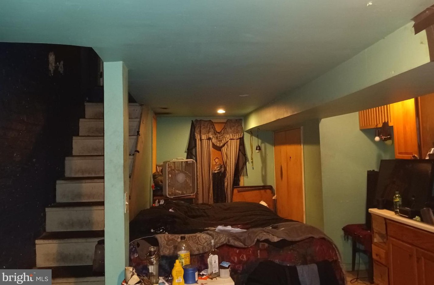 2118 Aiken St, Baltimore MD  21218-6207 exterior