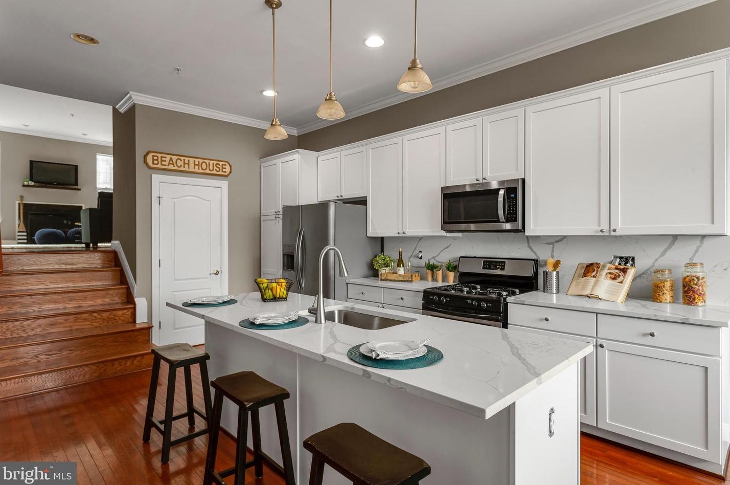 3905 Fleet St, Baltimore, MD 21224-4216