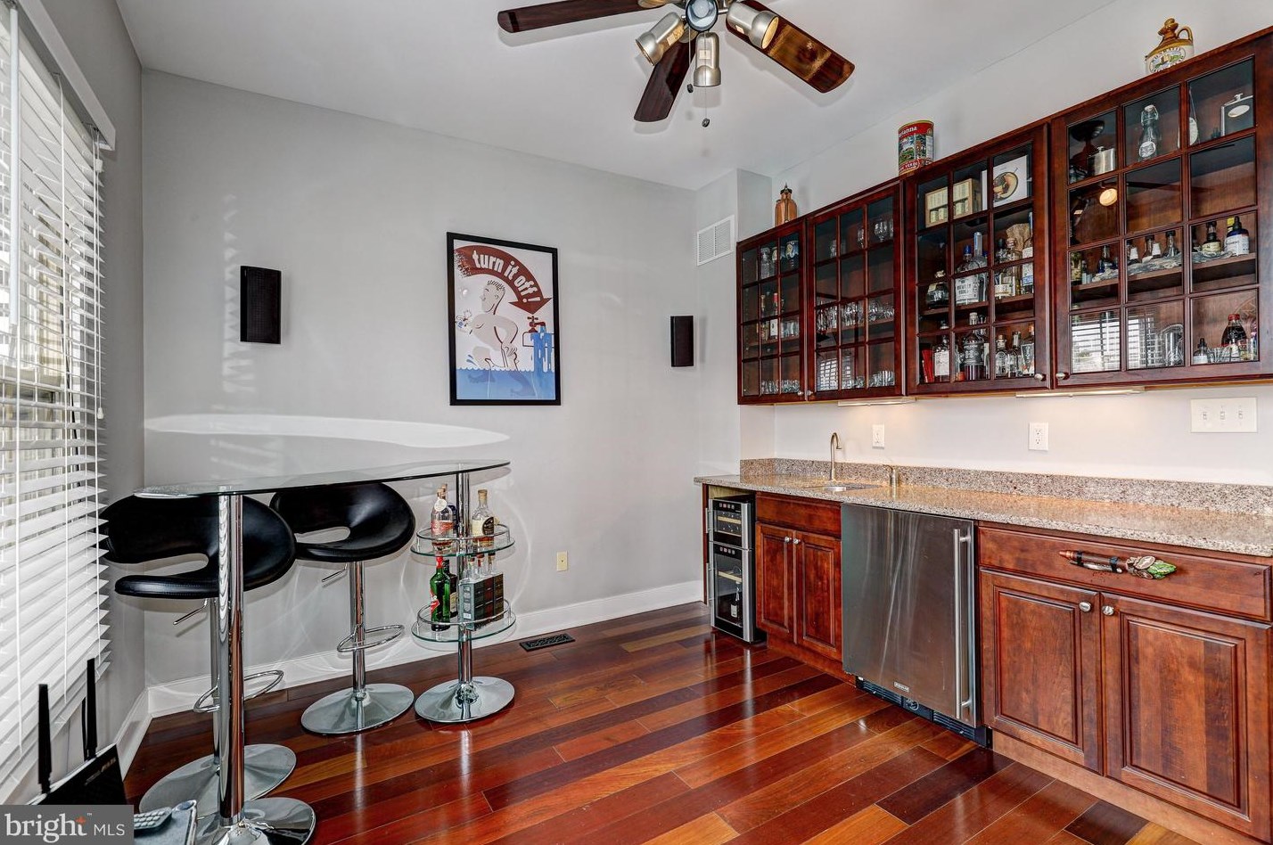 610 Luzerne Ave, Baltimore MD  21205-2612 exterior