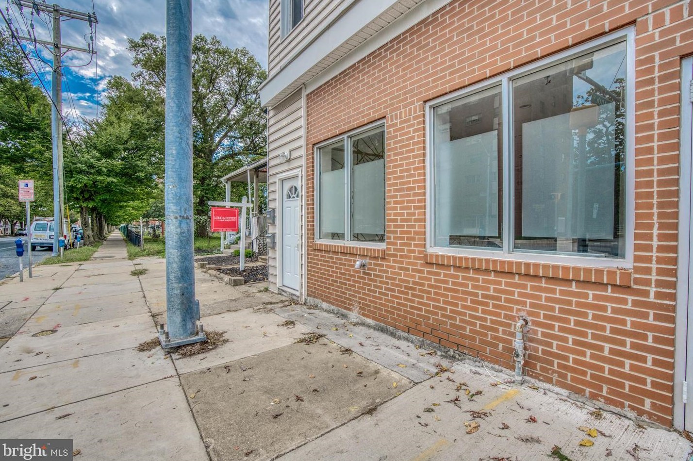 3994 Roland Ave, Baltimore MD  21211-2018 exterior