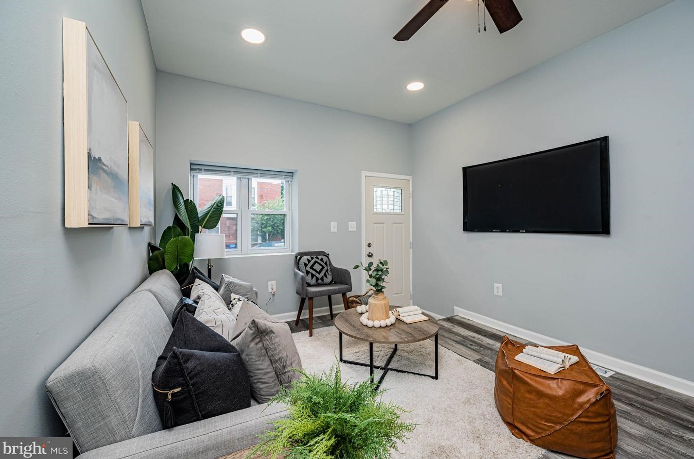 2239 Barclay St, Baltimore MD  21218-5845 exterior