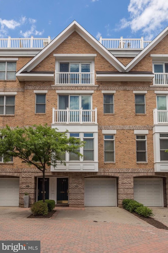 1224 Harbor Island Walk, Baltimore, MD 21230-5460