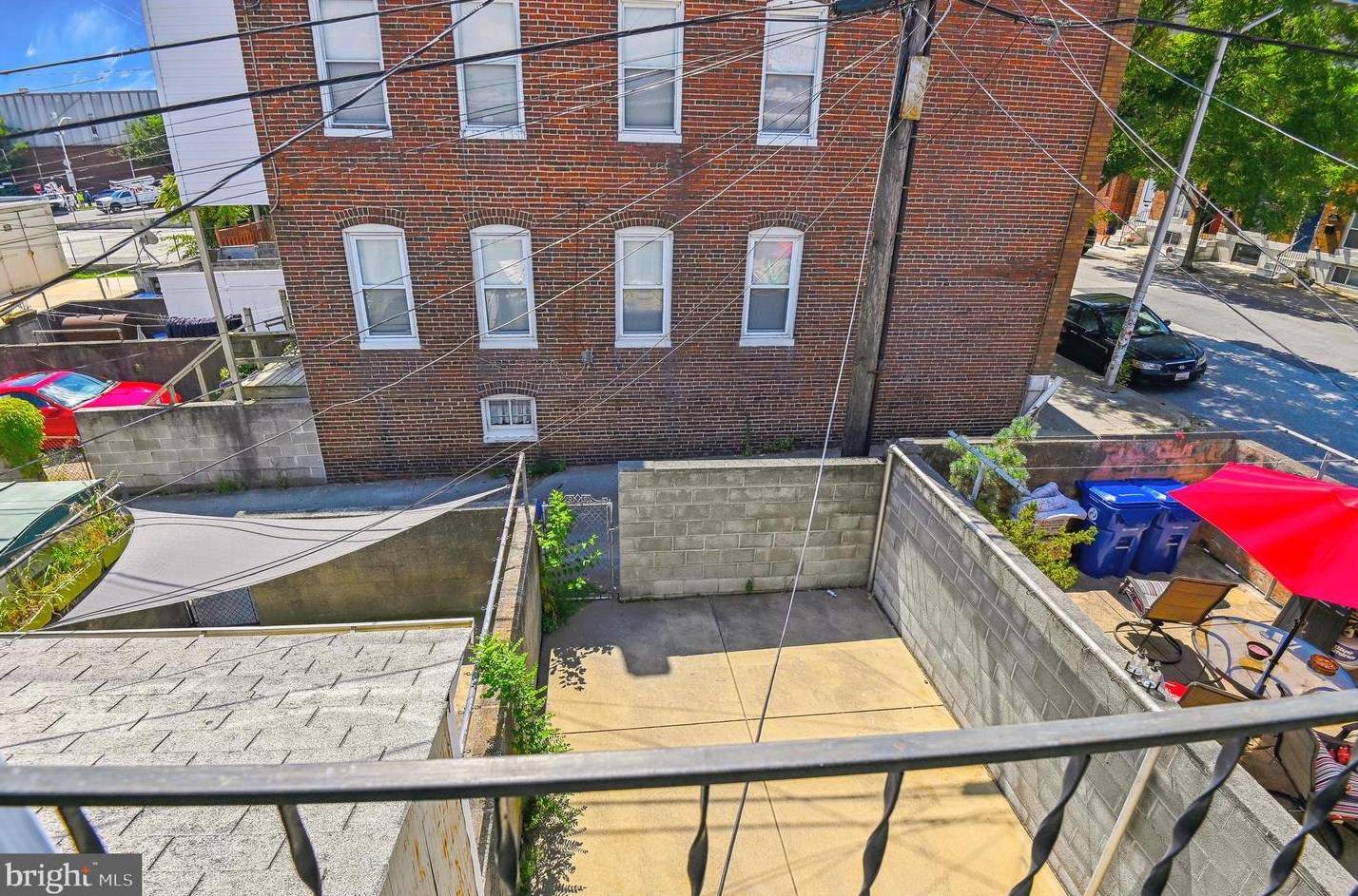 3903 Hudson St, Baltimore MD 21224-4952 exterior