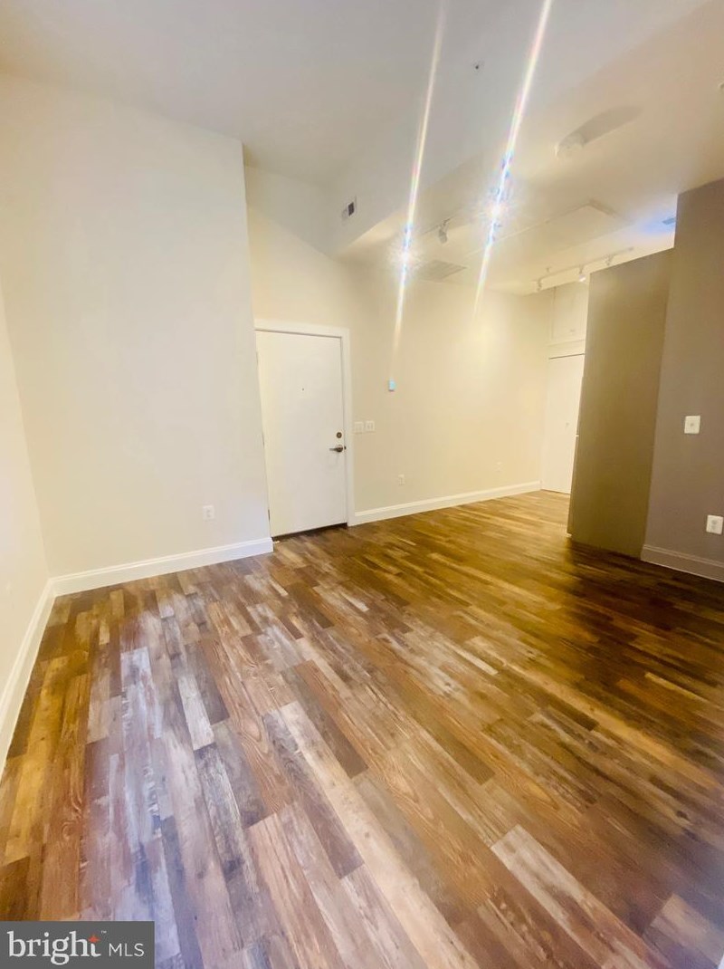 8 E Fayette St #404, Baltimore, MD 21202