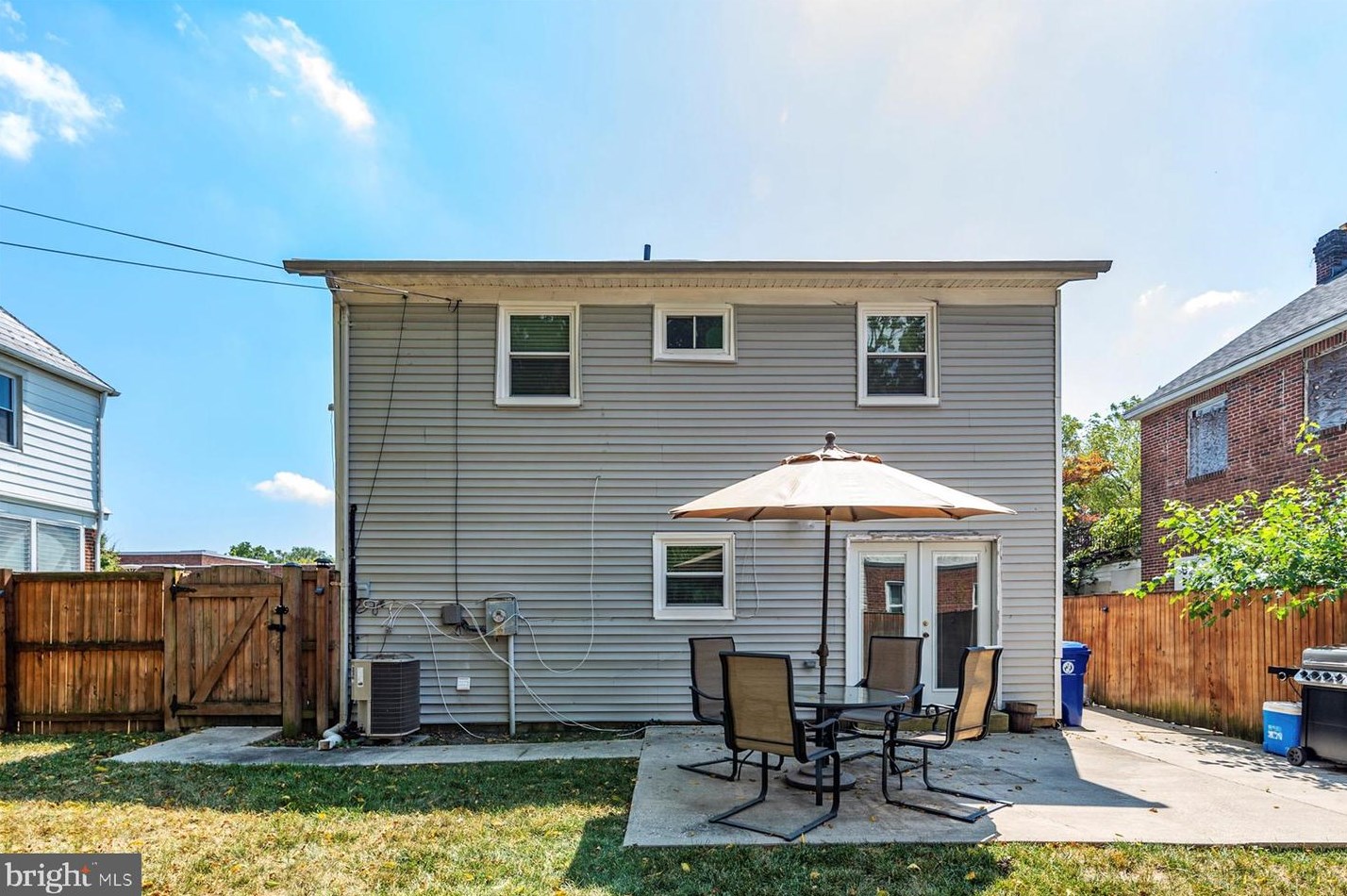 3930 Fernhill Ave, Baltimore MD  21215-5621 exterior