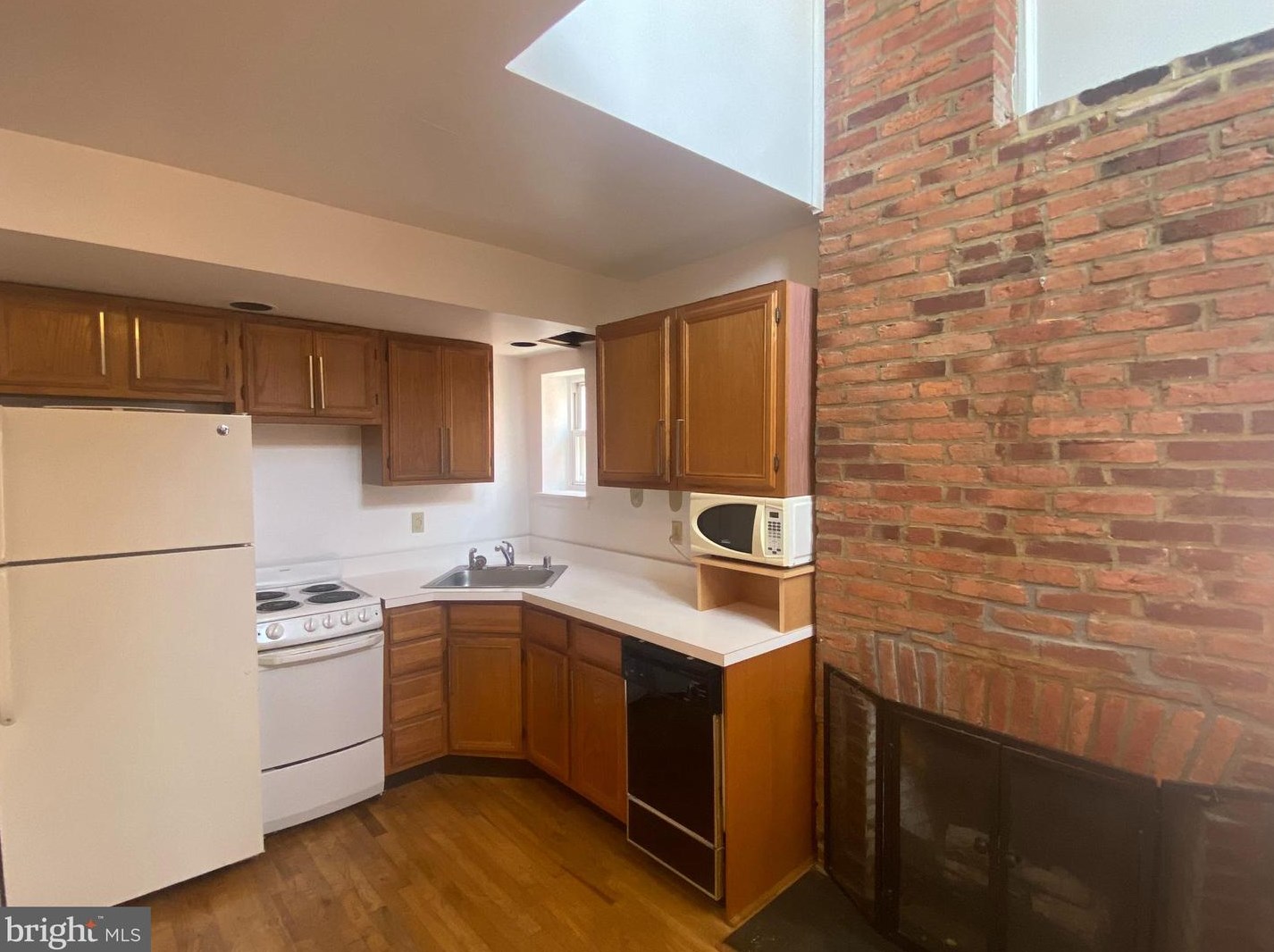 1917 Gough St, Baltimore MD  21231-2612 exterior