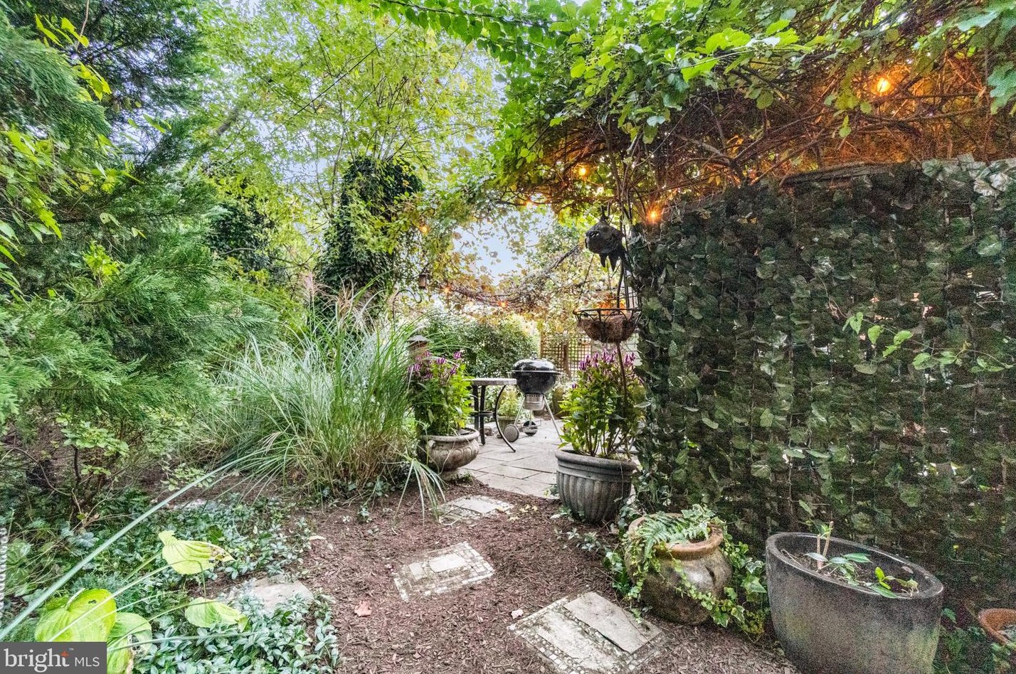 317 Hawthorne Rd, Baltimore MD 21220-4811 exterior