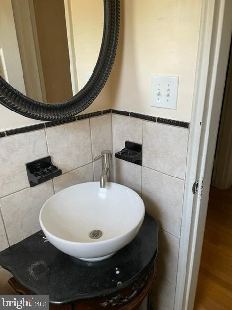 5621 Cadillac Ave, Baltimore MD 21207-7010 exterior